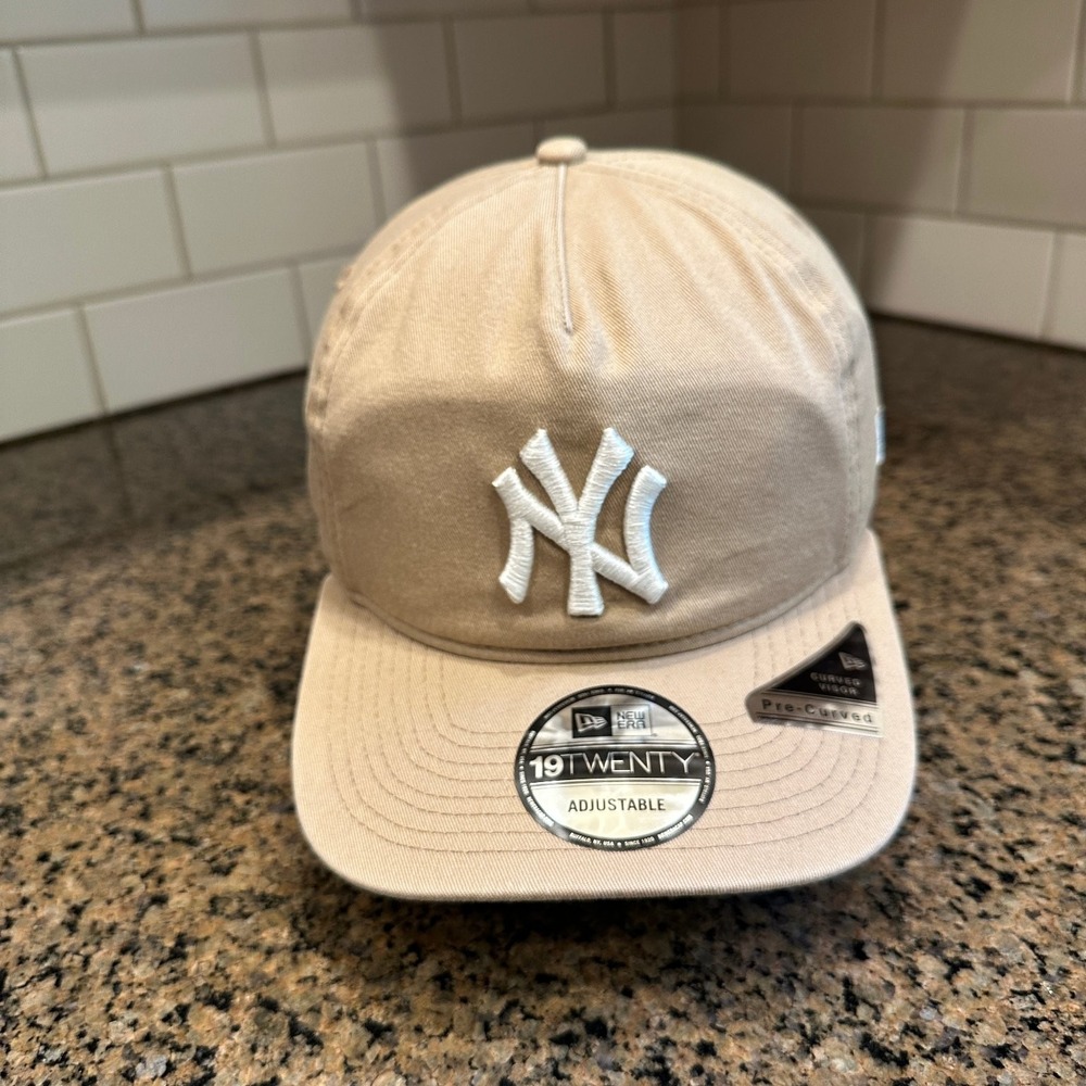New York Yankees Hat New Era 19TWENTY Adjustable Tan Khaki MLB Baseball Cap